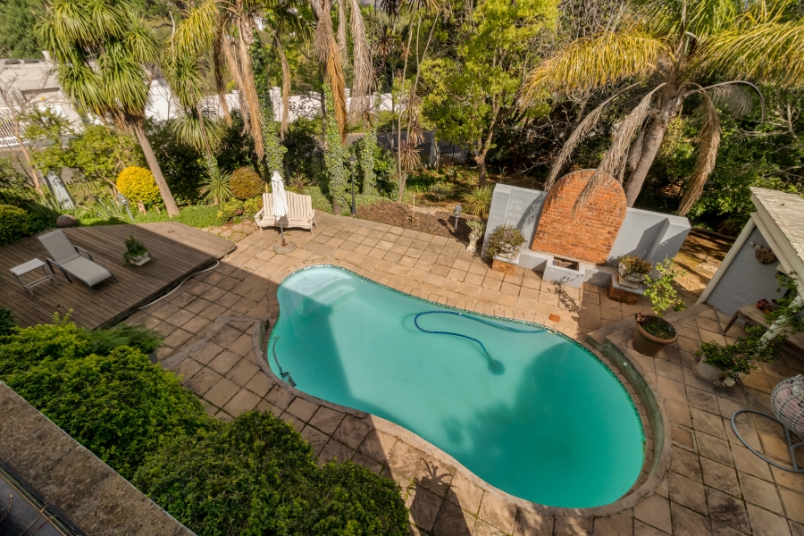 5 Bedroom Property for Sale in Fairview Heights Western Cape